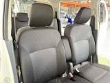 ☆全車専用機械でルームクリーニング施工してます!シートも、もちろん汚れや破れも無く非常に良いコンディションですよ☆(パックによります)