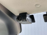 前後2カメラ純正ドライブレコーダー☆安心・安全な運転のためもはや必須の装備ですね♪