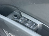 Audiならではの上質な空間が、毎日のドライブを特別な時間に変えます。高級感あふれるインテリアと快適装備。心地よい上質な空間をご体感ください。