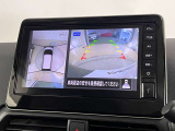 駐車時に周りの様子が見えるアラウンドビューモニター付きですので駐車時も安心ですよ!