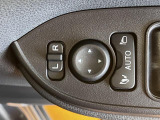 電動格納ミラー、パワーウインドウ