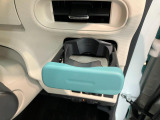 品質には自信があります!ハッピーの品質・キレイなお車をお届けさせていただきたい!そんな気持ちでキレイに仕上げております。フロアマットなどの清掃はもちろん、シート下なども徹底的に清掃しております。