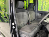 もちろん車内はキレイです♪よりクリーンな状態をキープしたいお客様には『ナノゾーンコート』がおすすめ!新型コロナウイルス対策や、除菌・消臭に効果を発揮し多くの方にご好評いただいております。