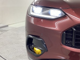 LEDヘッドライト☆HIDヘッドライトより省電力かつ、ライトを点けた際の立ち上がりも早いです☆寿命も長いのでお財布にも優しいオススメ装備☆