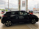 ◆踏み間違い衝突防止アシスト◆駐車場でのペダルの踏み間違いによる急加速を制御!壁やコンビニなどのガラスはもちろん、前進時には歩行者や車両も検知します!