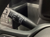 【eコンスイッチ】低燃費運転をサポートするECONモード。スイッチをONすると、エンジンやトランスミッション、A/Cなどを協調制御し、燃費の向上に貢献。エコドライブの効果を高めます。