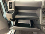 認定中古車はご購入から1年間・距離無制限の保証付き!(年式により6ケ月・距離無制限となります)