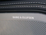 Bang & Olufsen 3Dアドバンストサウンドシステム(23スピーカー)