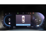 メーターパネル上にもナビ画面を表示可能となっており、視線をずらすことなく運転が可能となっております。