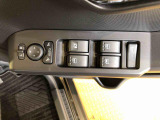 パワーウィンドウつきで窓の開閉もラクラク♪更に電動格納ドアミラー付!