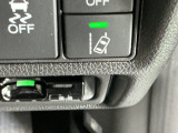 運転席から操作しやすい各種スイッチ