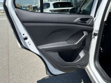 点検整備ご納車前にCertified Pre-Owned独自の「点検チェック項目シート」により、部品や機能に関する全71項目もの厳しいチェックを実施します。