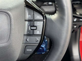 【レーダークルーズコントロール】2種類のセンサーで車速に応じた車間距離を保ちながら走行!高速道路の渋滞時など、停止・発進を繰り返すシーンでドライバーの運転負荷を大幅に軽減します!