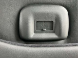 後席にもUSB電源ソケットがございます。