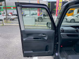 お車の状態は内外装共にとても綺麗な状態を保っておりますので私共でも自信を持ってお薦め出来る1台です!!