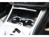 実車がストックヤードに保管されている場合がございます。ご来店前にご連絡をお願いいたします。