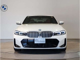 【BMWのxDrive】xDriveはいかなる状況下でも安定した走りを実現しています。 これによりストレスなく運転できることはもちろんのこと、安全性能も向上しています。
