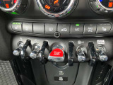 MINIは見切りの良い車です。右左折時や駐車に不安を感じている方も安心して運転することができます!