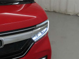 消費電力が少なく長寿命のLEDヘッドランプを装備しております。
