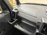 納車前にはプロのメカニックが、各部の点検を行います。ディーラーにしか出来ない品質、そしてサービスできっと満足していただけると思います!