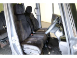すわり心地の良い運転席・助手席です。長時間のドライブの疲れ軽減に貢献します。どうぞ快適なドライブを♪