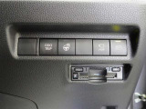 高速道路の料金所をスムーズに通過できるETC車載器♪※別途セットアップ料金を申し受けます。