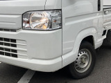 夜間や荒天時により良好な視界で安心な走行をご希望される方には【高輝度LEDヘッドライト】の取付がおすすめ!多くのお客様にご好評いただいております♪