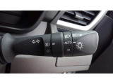 ライトもAUTO機能が付いていて、暗くなると自動で点灯し、明るくなると自動で消灯するので、大変お役にたちますよ!!