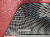 【harman/kardonサラウンド・サウンド・システム】464W、9チャンネル・サラウンド、16個のスピーカーが傑出した高品位サウンドを生み出し、車内全体に臨場感溢れるサラウンド・モードを実現します☆