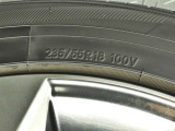 純正18インチアルミホイールが付いていますので、足元も引き締まります!