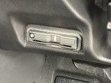 ビルトインタイプの【ETC】で見た目もスッキリ。高速道路の利用にとても便利です。