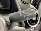 オートライトはレバーをAUTOの位置にすると周囲の明るさに応じて自動で点灯/消灯します。