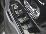 ◆パワーウィンドウスイッチ◆運転席から全席の窓の開閉操作を行うことが出来いつでも換気ができます!