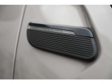基本は「クロムライン・エクステリア」でシルバーですが、ここのカラーを変えることも可能です!詳しくはスタッフにお問い合わせください。