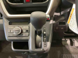 ご覧いただきありがとうございます!安心保証付きの展示車を多数揃えておりますのでお気軽にお尋ねください。