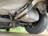お車を安心してお乗りいただく為には、足回りの定期点検が欠かせません。サービスサポート(有償保証)では無料点検もご提供しており、安心のカーライフをお過ごしいただけるサポート体制が整っています。