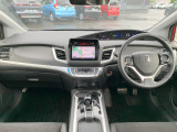 ■ 運転席まわりの装備 &rArr;