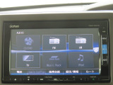 CD、DVD、フルセグTV、Blurtooth機能、外部オーディオ接続、ミュージックサーバー、ラジオなど多彩なメディアに対応しています。