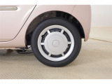 純正14インチスチールホイルでフルキャップです。タイヤサイズは155/65R14になります!