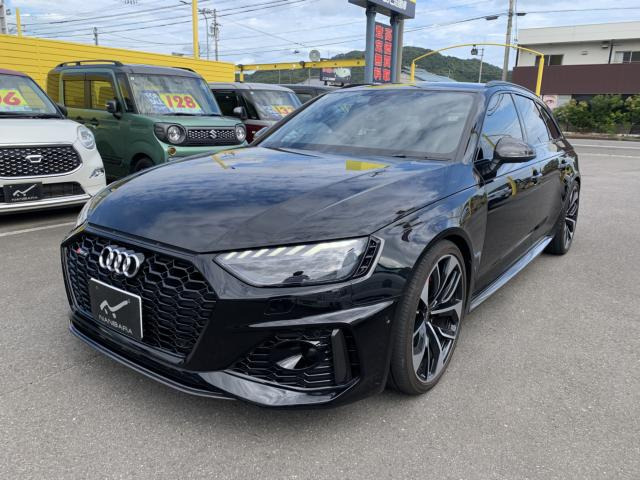 アウディ RS4アバント 