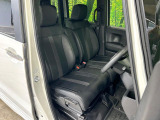 運転席シート廻りは使用感も少なく、良好な状態となっています。丁寧に使われていたことがよくわかりますね。