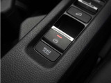 ◆オートブレーキホールド機能付き電子パーキングブレーキ◆ブレーキペダルを足から離しても停車状態を保ちます。アクセルを踏めば自動でブレーキが解除され、発進可能!