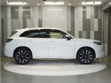 車両本体価格以外に必要な諸費用を含めたお支払総額を表示しています。車両本体価格は安いけれど諸費用が高い!!なんてことにならないよう購入に必要な金額=総額をご確認ください。