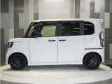 整備代金を車両本体価格に含んでおります。法定点検整備または定期点検を実施し、点検記録簿を発行致します。