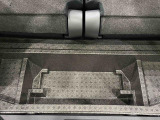 ラゲージデッキボードの下には大容量の収納ができる深底ラゲージアンダーボックス