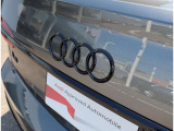 Audi正規ディーラーが高品質をお約束。高度な訓練・教育を受けたAudi専任メカニックが、100項目にもおよぶ精密な点検を実施。すべてクリアしたAudi車だけ、あなたのお手元に届けられるのです