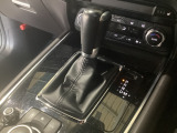 全てのトランスミッションのメリットを兼ね備えた理想的なAT、それがSKYACTIV-DRIVE(スカイアクティブドライブ)です。「滑らかな変速」「ダイレクト感あふれるシフトフィール」そして「低燃費」です!