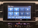 ディスプレイオーディオは、携帯をつなげばAppleCarPlayやAndroidAutoを使用でき地図表示や音楽再生が可能です