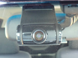 ◆【ドライブレコーダー】映像・音声などを記録する自動車用の装置です。もしもの事故の際の記録はもちろん、旅行の際の思い出としてドライブの映像を楽しむことができます。
