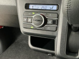 【オートエアコン】AUTOボタンを押してお好みの温度を設定!快適な室温でドライブをお楽しみいただけます♪